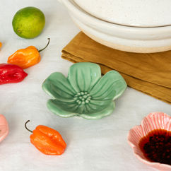 blütenschale aus keramik 11cm - grün