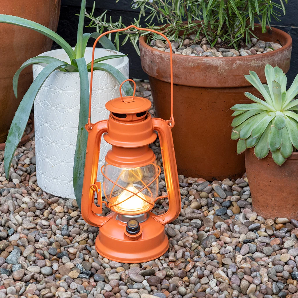 lanterne tempête led orange brûlée