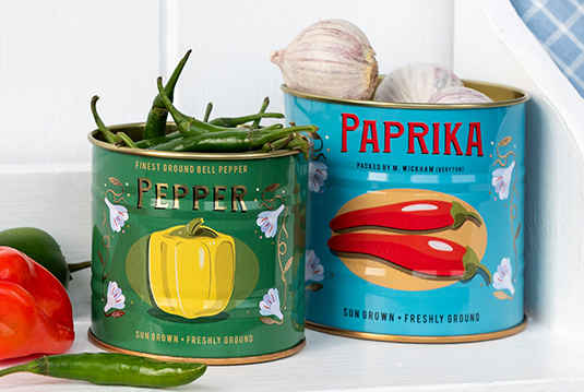 Mini storage tin set with vegetables and spices