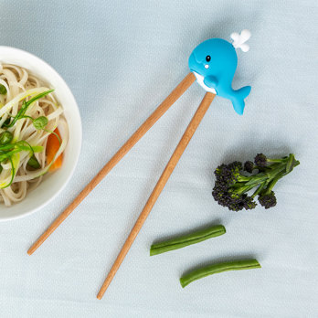 training chopsticks - whale