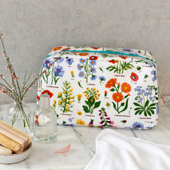wash bag - wild flowers