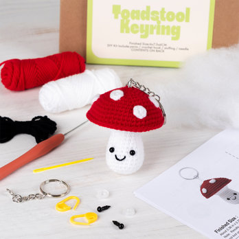 crochet keyring kit - mushroom