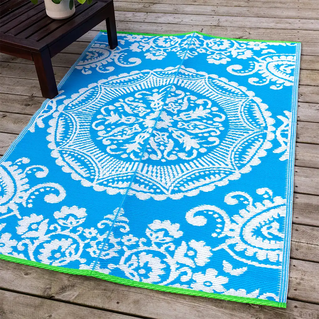 recycled outdoor rug (180 x 120 cm) - blue