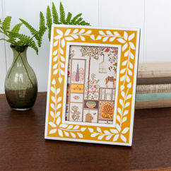 resin picture frame (9cm x 14cm) - mustard yellow