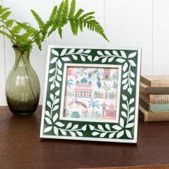 square resin picture frame (9cm x 9cm) - green