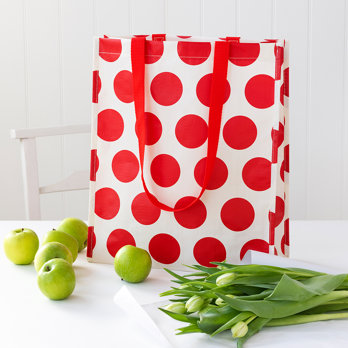 shopping bag - red on white spotlight