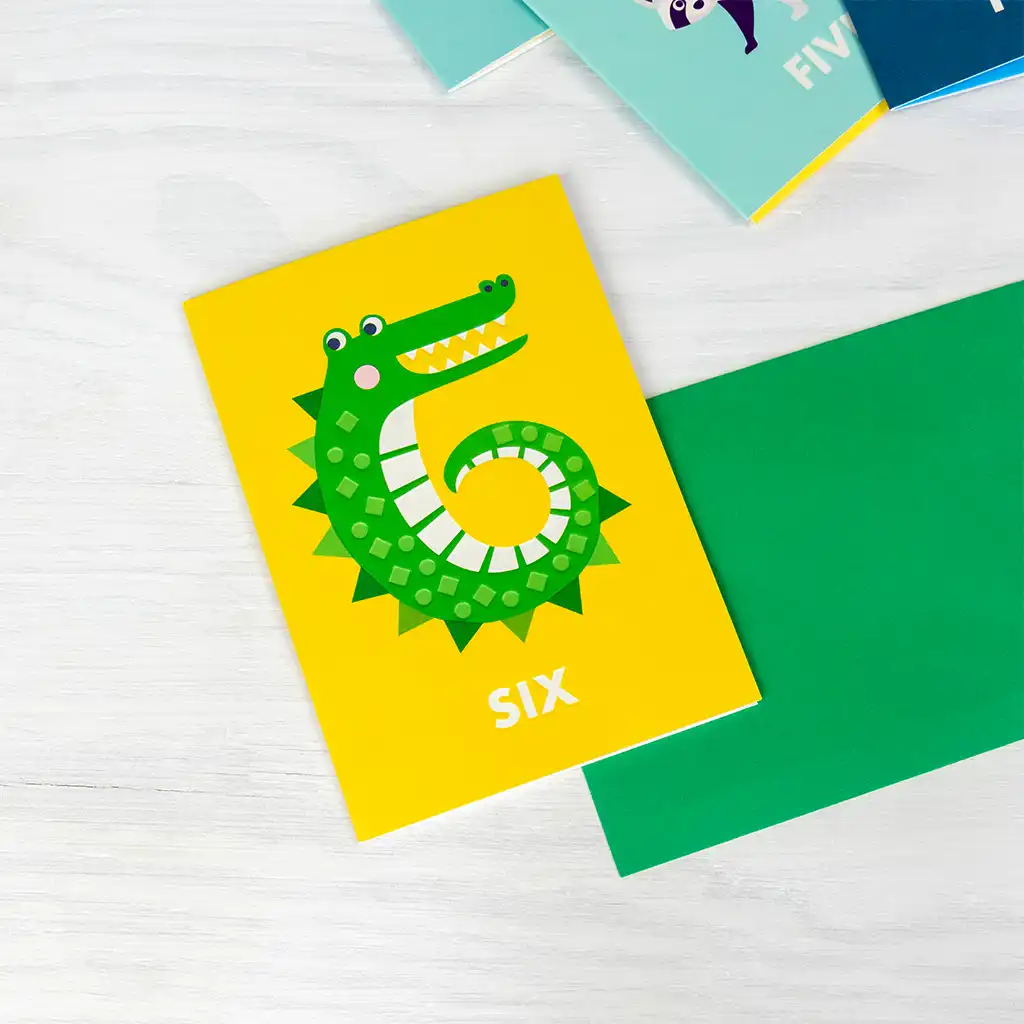 carte d'anniversaire crocodile 'six'