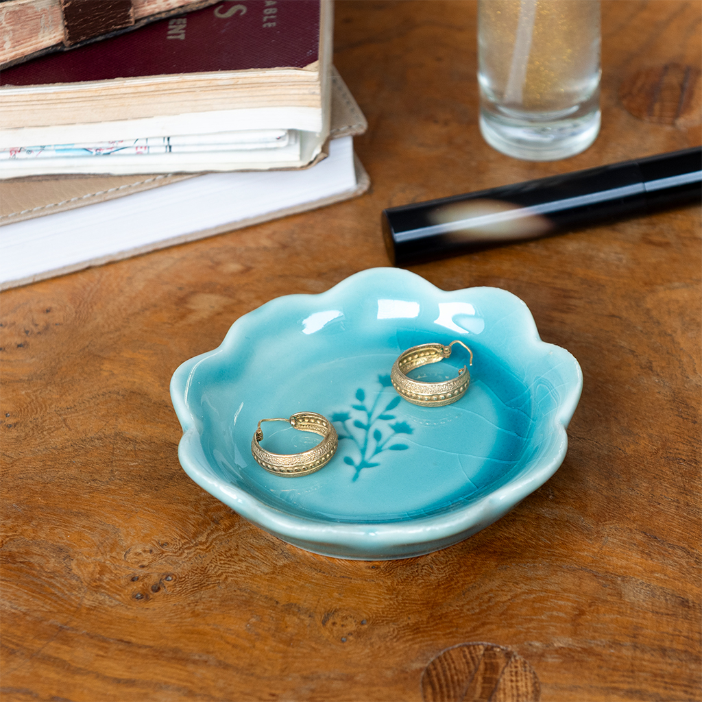 scalloped ceramic trinket dish - blue floral