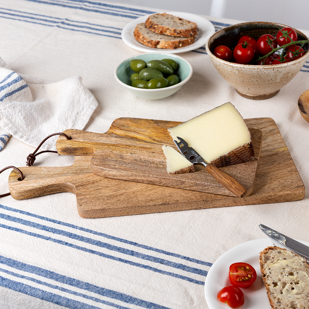 mango wood chopping board - small