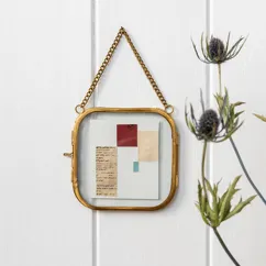 hängender messingrahmen mit aberundeten ecken 10x10cm hängender messingrahmen mit aberundeten ecken 10x10cm