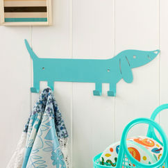 metal wall hanger - sausage dog