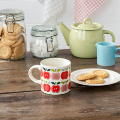 ceramic mug - vintage apple