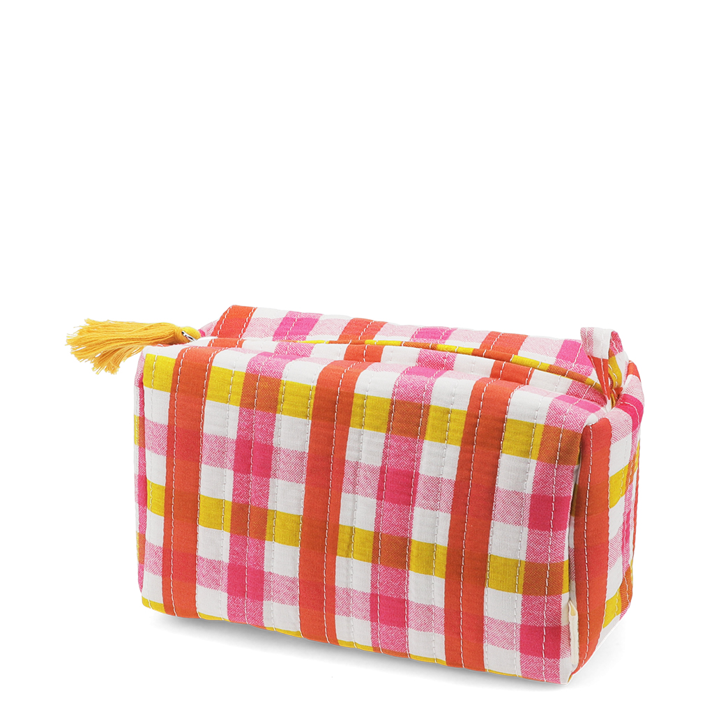 quilted makeup bag - pink gingham