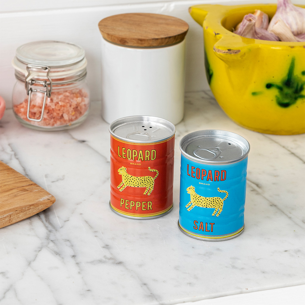 tin salt and pepper shakers - leopard