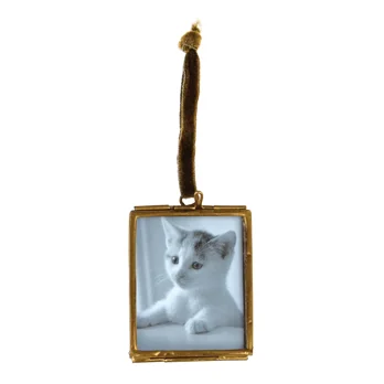 hanging brass frame 4.5x5.5cm hanging brass frame 4.5x5.5cm