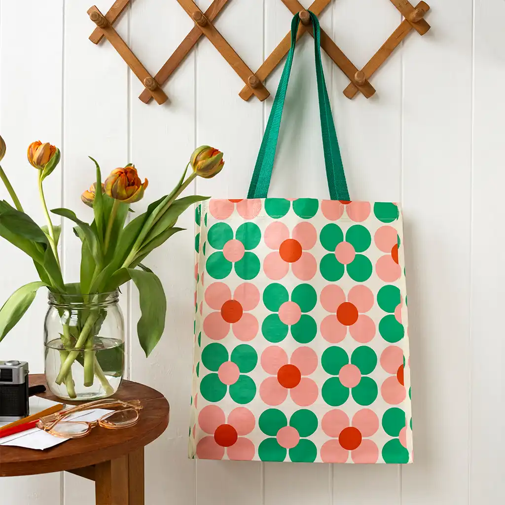 recycelte einkaufstasche - rosafarbene und grüne gänseblümchen