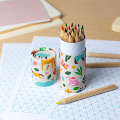 tube de crayons de couleur - woodland