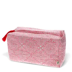 quilted wash bag - anushka quilted wash bag - anushka