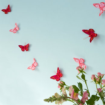 girlande mit schmetterlingen aus federn (1,6 meter) - kleine wimpel