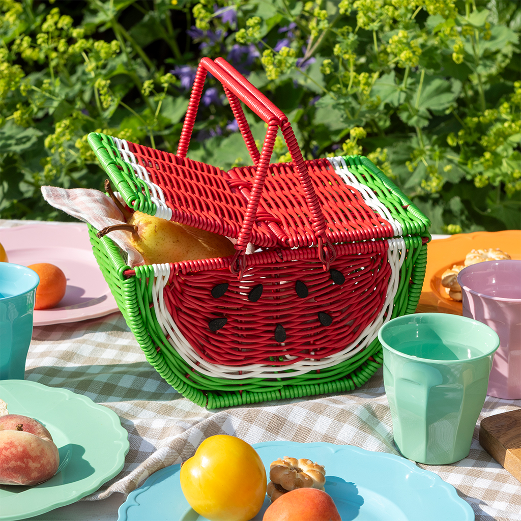 petit panier de fruits pour pique-nique - pastèque