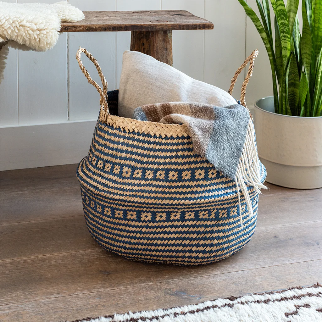 large seagrass basket - navy blue