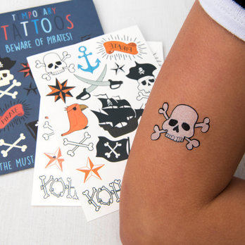 abwaschbare tattoos piraten