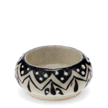 round ceramic tealight holder - black zig zag