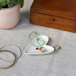 glossy ceramic trinket dish - heart