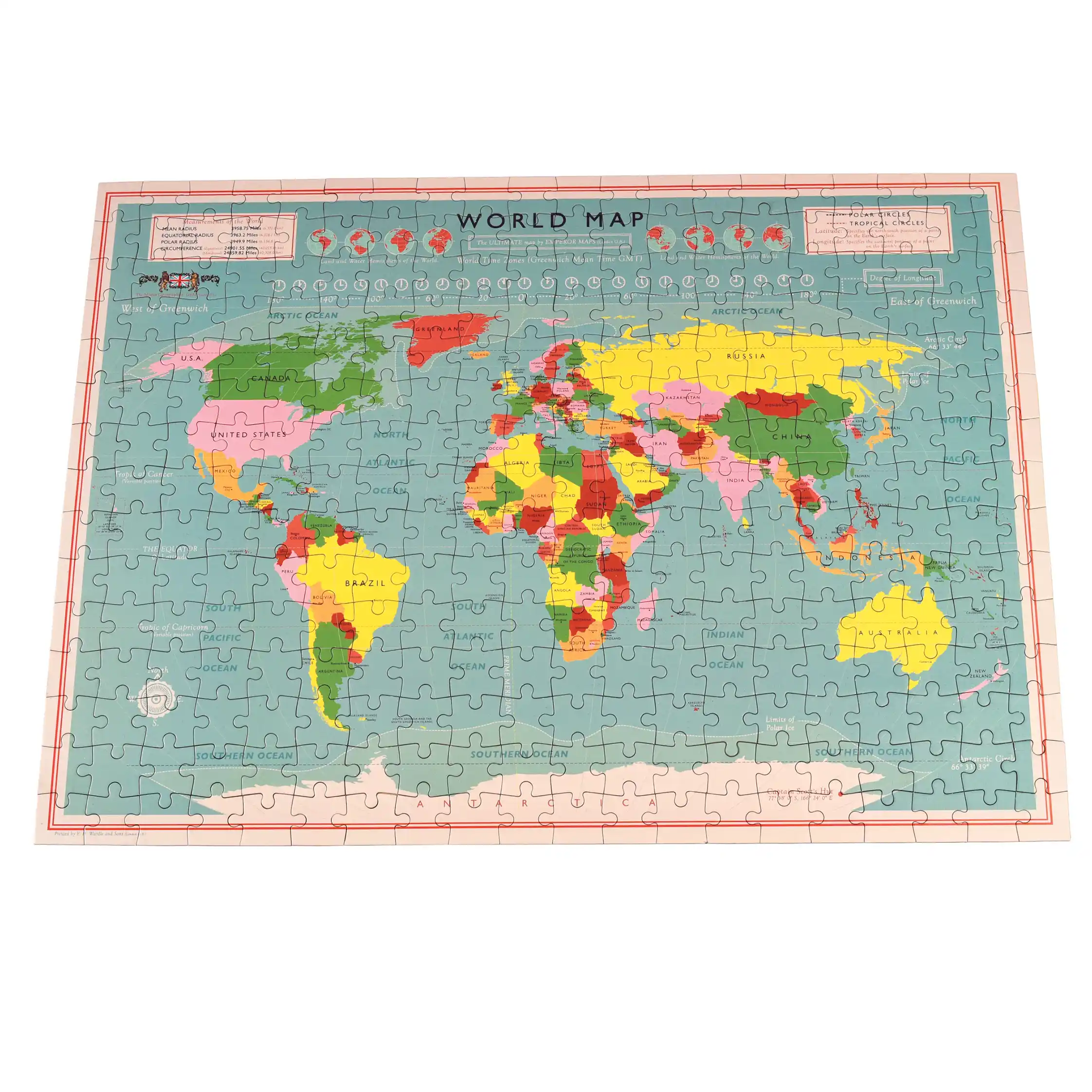 puzzle world map dans un rouleau