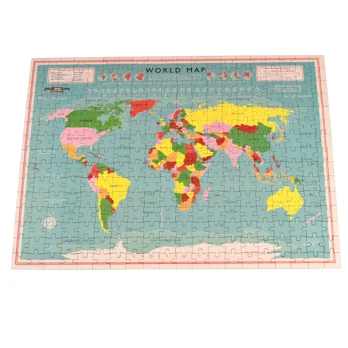 puzzle world map dans un rouleau puzzle world map dans un rouleau