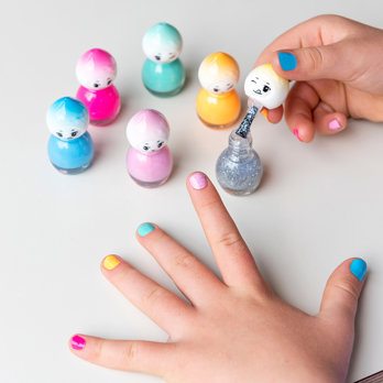 water-based children's nail varnish