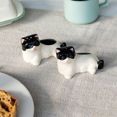 ceramic salt and pepper shakers - cats