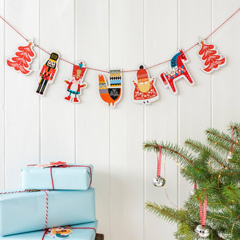 wooden hanging christmas garland