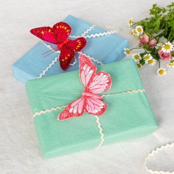 feather butterfly clip-on decorations (set of 4) - 12cm x 6cm