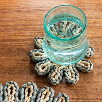 corn husk coaster - grey