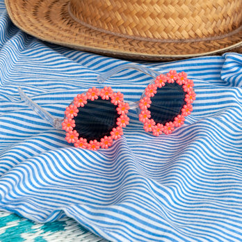 funglasses - pink daisy sunglasses