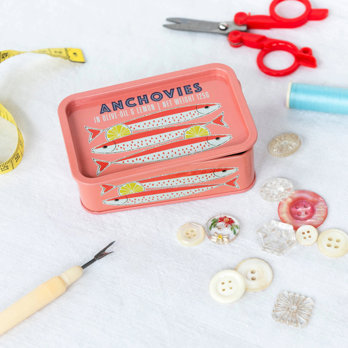 boîte de conservation miniature avec couvercle - anchovies