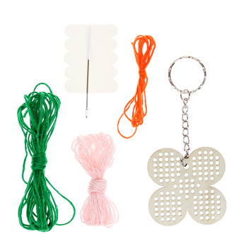 stitch your own wooden keyring - daisy