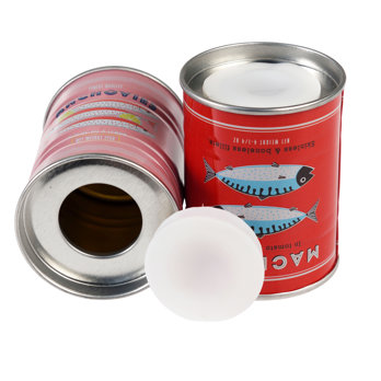 tin salt and pepper shakers - fish