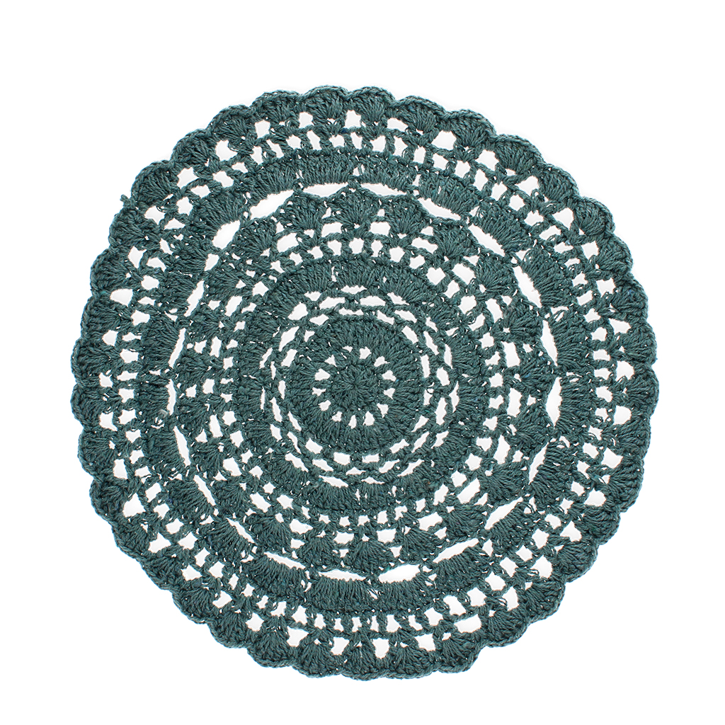crochet placemat - teal