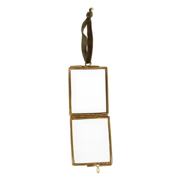 hanging brass frame 4.5x5.5cm hanging brass frame 4.5x5.5cm