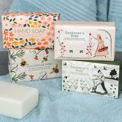 nourishing soap bar 200g - sun-kissed garden nourishing soap bar 200g - sun-kissed garden