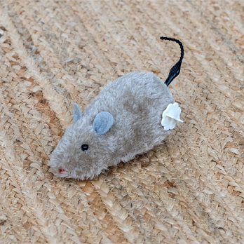 flauschiges aufziehspielzeug – ratte