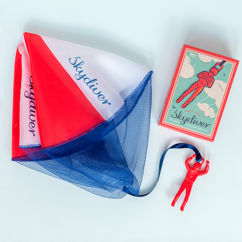 jouet de parachutiste traditionnel
