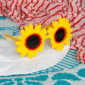 funglasses - yellow sunflower sunglasses funglasses - yellow sunflower sunglasses
